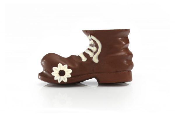 Pralinor Artisan Chocolatier ARTISAN CHOCOLATIER SHOE01 scaled 1