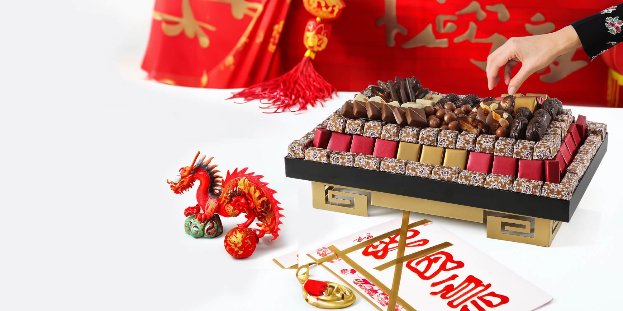 Pralinor Artisan Chocolatier Artisan Chocolatier Maroco-Belge depuis 40 ans chocolat, chocolatier Coupe Changai banner pralinor artisan chocolatier lite